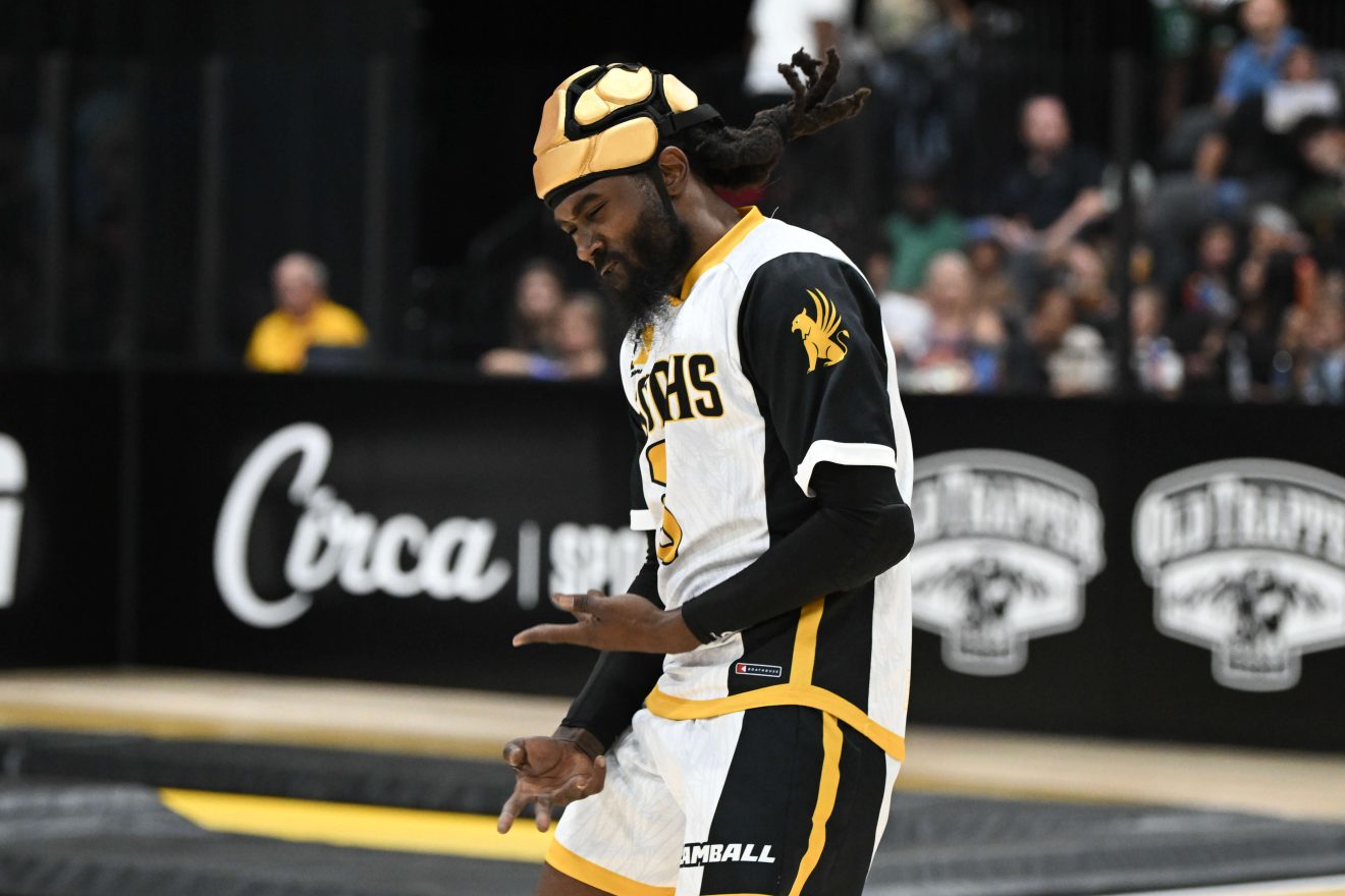 SlamBall-Gryphons-Series6